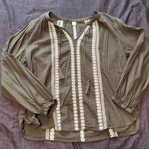 Green long sleeve top